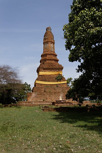 Wat Chedi Klang Thung-002